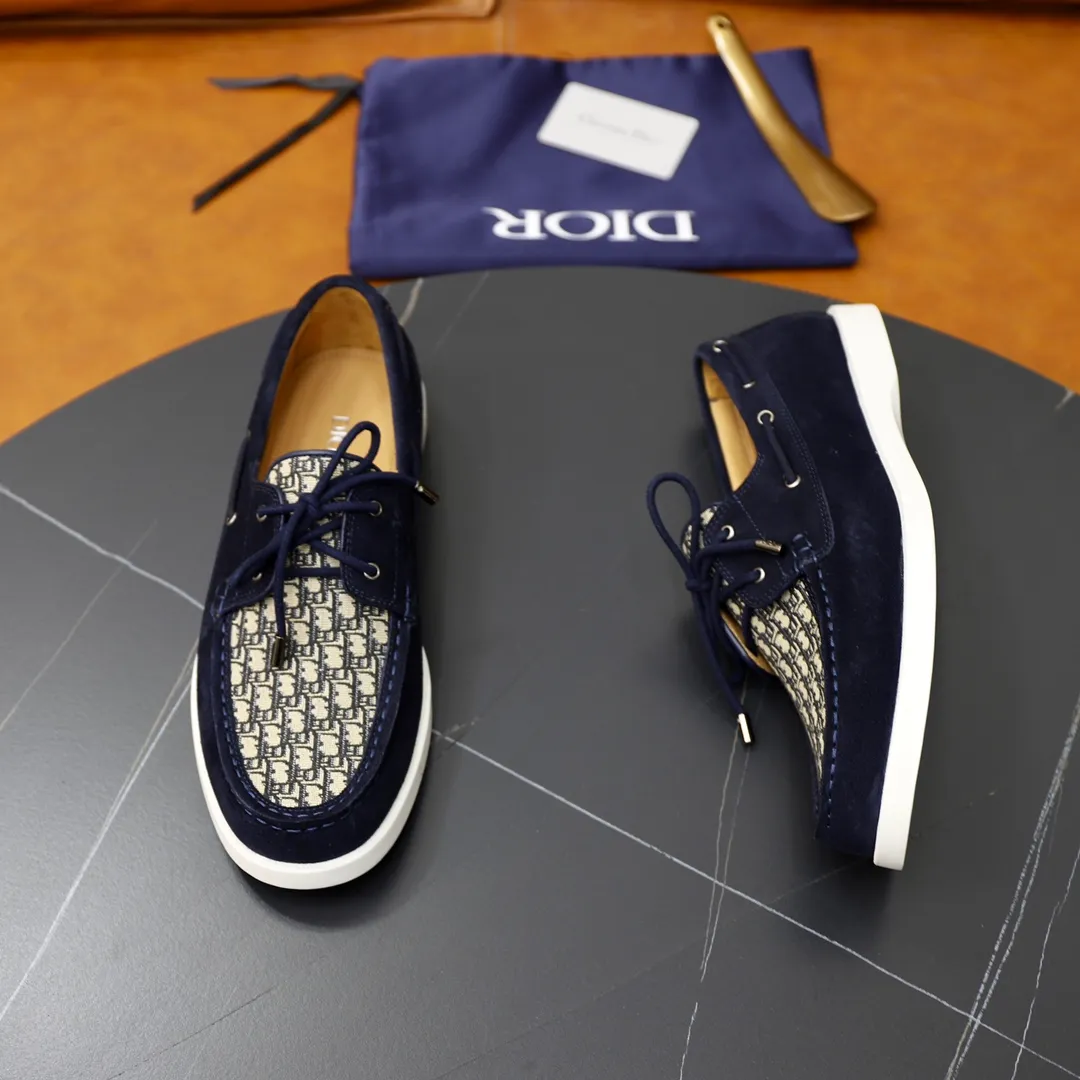 Ex-factory price: 540🙅‍♂️🙅‍♂️🙅‍♂️ Brand: Dior DIOR Standard code: Men's code 38/44 (45 can be customized) Grade: Same as the official website Material: Original cowhide stitching, cowhide lining, original TPU wear-resistant soft outsole Style categories: Leisure and sports version, footwear for driving, young fashion, European and American trends, British style Color: actual picture color